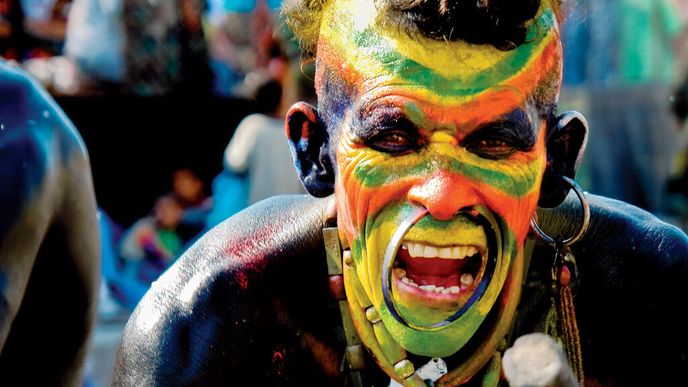 Bitva barev aneb Divoký karneval v kolumbijském městě Barranquilla
