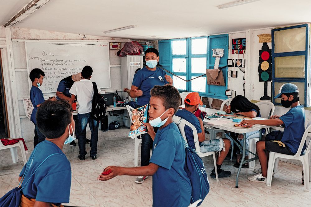 Ve škole v komunitě La Playa se děti připravují na začlenění do školního systému