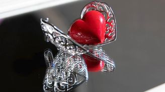 Andělské šperky, které budete milovat vy i váš partner