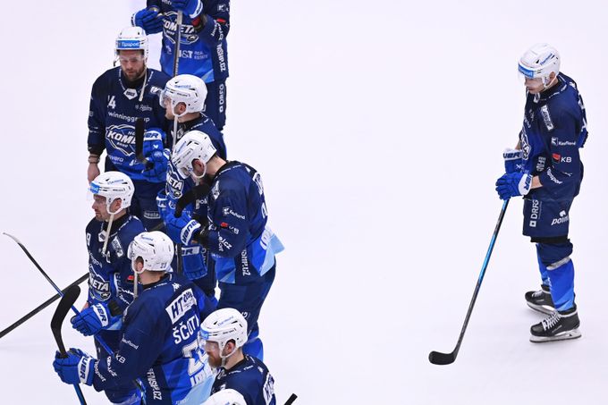 Pyrotechnika v kotli Komety úspěch nerozsvítila. O dalším pádu rozhodla parádička Pyrotechnika v kotli Komety úspěch nerozsvítila. O dalším pádu rozhodla parádička