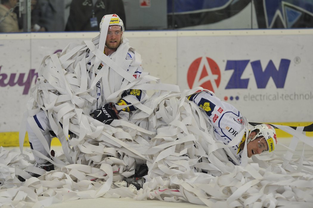 Hráči Komety po postupu pořádně slavili