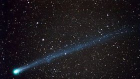 Okolo Země proletí kométa viditelná pouze okem