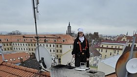 Eliška Kohoutová se učí pro ženy neobvyklému řemeslu. Stane se kominicí.