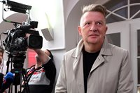 Němcovou střídá v Senátu za obvod Praha 1 Padevět. Poražený Čižinský: Doufám ve spolupráci