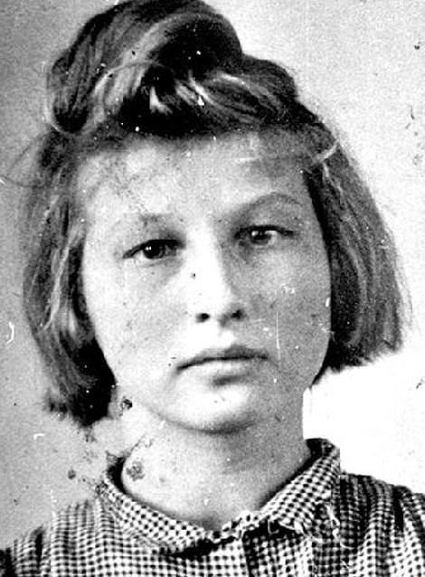 Gertrud Weinholdová zemřela 1. srpna 1944 na samotce.