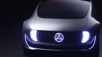 Auto bez řidiče a s otočnými sedačkami. Tak vypadá prototyp mercedesu