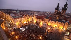 Vyvrcholení kampaně prezidentského kandidáta Petra Pavla. Na Staroměstském náměstí jej přišly podpořit tisíce lidí. (25. leden 2023)