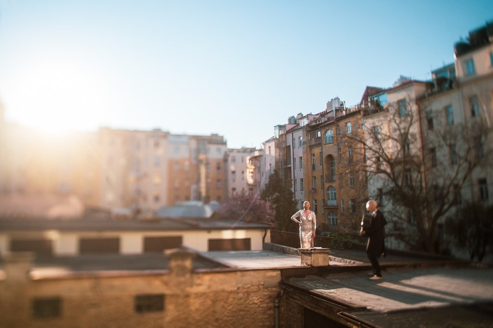 Kulturu nezastavíš - takové heslo razí umělci z pražského Cirku La Putyka, kteří na veřejnosti předvádí nejrůznější vystoupení, hudební či akrobatické.