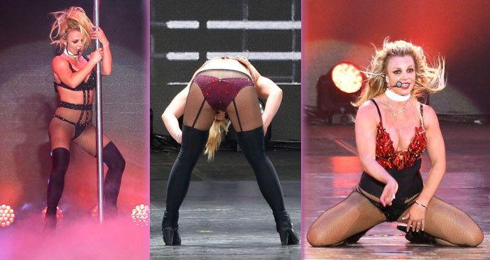 Nestoudné vystoupení Britney Spears: Sexy kostýmky a tanec u tyče!