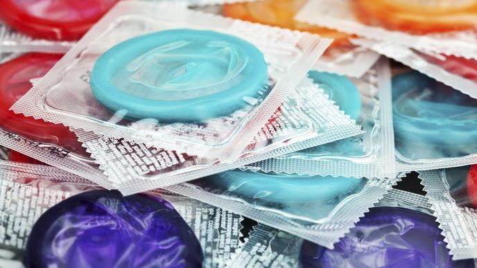 Čínské kondomy jsou pro Afričany malé a to má dopady při šíření nemoci AIDS.