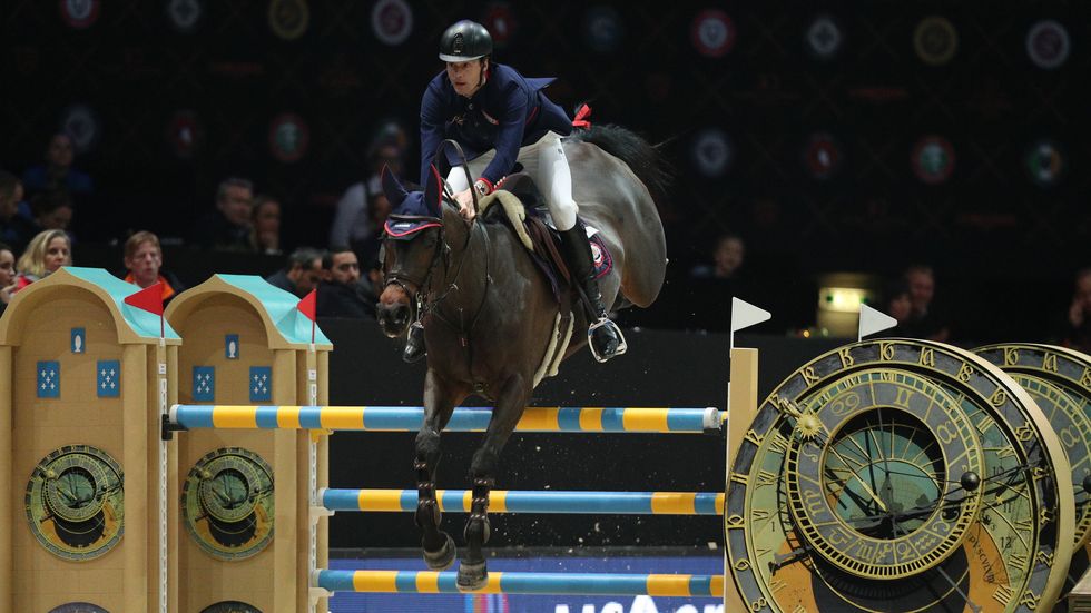 Hop přes orloj! Překážky s pražskou tematikou zase ozdobí Playoffff s.