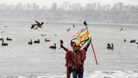 V Peru věří, že očištění v moři pomůže proti zániku světa