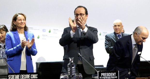 „Udržme oteplování do dvou stupňů.“ Klimatický summit v Paříži je ve finále