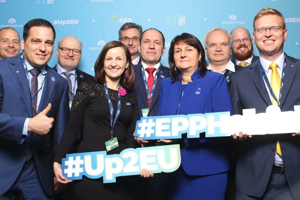 Delegace KDU-ČSL na kongresu Evropské lidové strany v Helsinkách (7.11.2018)