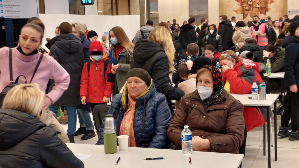 V Kongresovém centru na pražském Vyšehradě začalo fungovat centrum pro ukrajinské uprchlíky. Bude pracovat nonstop. (4. března 2022)