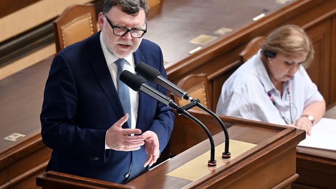 Schůze Poslanecké sněmovny ke konsolidačnímu balíčku: Ministr financí Zbyněk Stanjura (ODS)