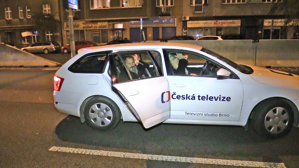 Kontrole neuniklo ani vozidlo brněnské odnože České televize.