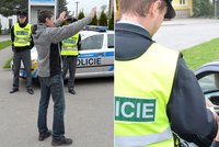 Velikonoční policejní kontroly: Na alkohol testovali i faráře! Požehnal i policistům