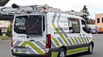 Rakouské měřicí vozidlo RoadStar, které dokáže měřit všechny klíčové parametry najednou v jediném průjezdu Rakouské měřicí vozidlo RoadStar, které dokáže měřit všechny klíčové parametry najednou v jediném průjezdu