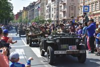 Plzeň slaví 73. výročí osvobození, městem projel Convoy of Liberty