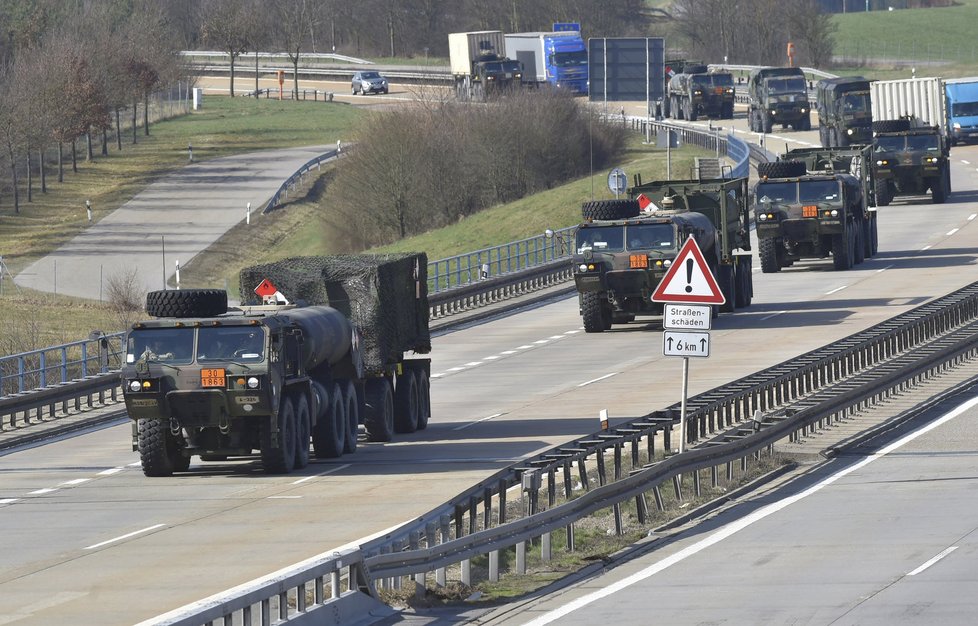 Konvoj USA projel Českem i loni v březnu