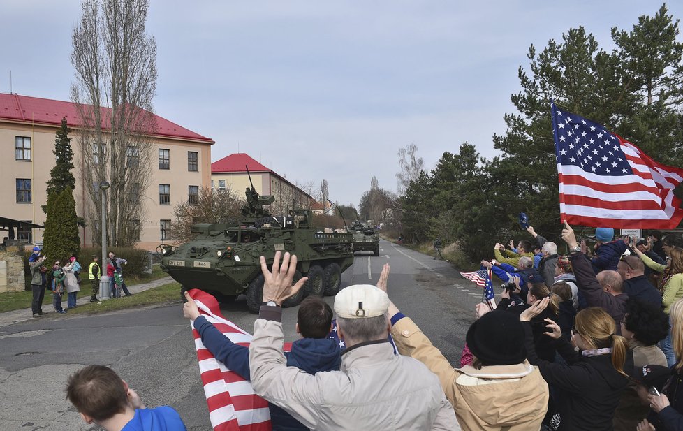 Konvoj USA projel Českem i loni v březnu