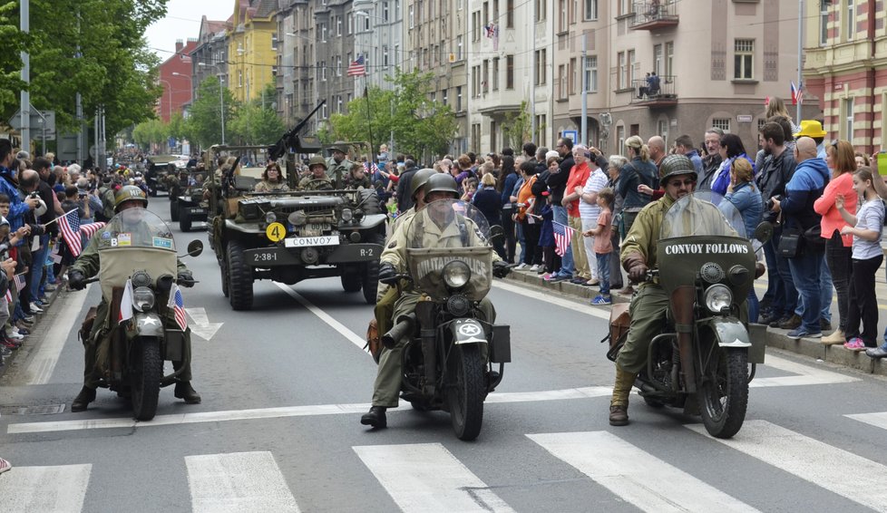 2017: Vyvrcholením Slavností svobody v Plzni byl Convoy of Liberty.