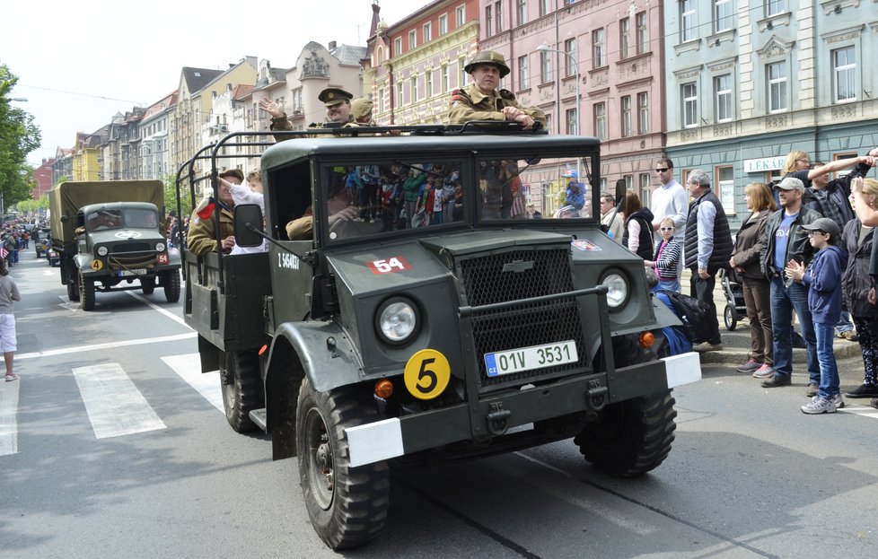 2017: Vyvrcholením Slavností svobody v Plzni byl Convoy of Liberty.