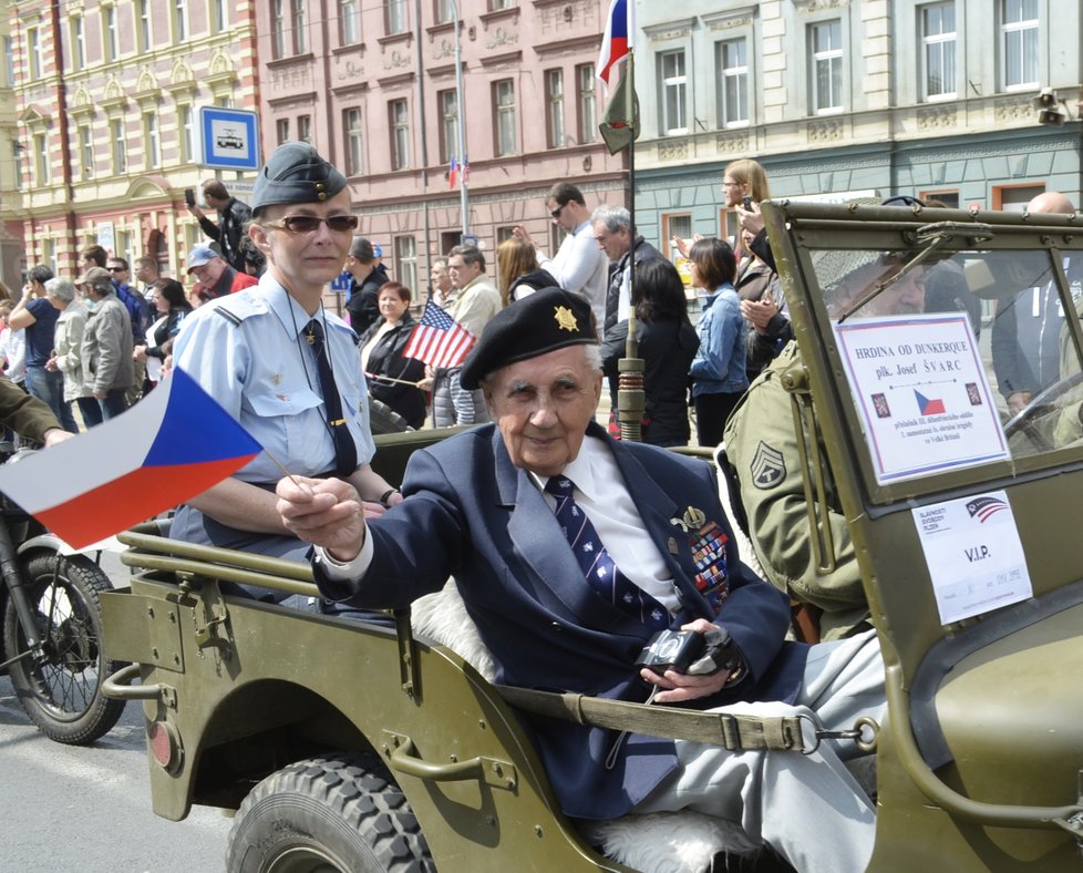 2017: Vyvrcholením Slavností svobody v Plzni byl Convoy of Liberty.