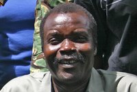 Odměna za vůdce Konyho, který zotročoval děti: USA nabízí 100 milionů korun!