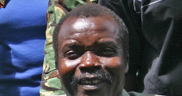 USA nabídly odměnu za dopadení povstaleckého vůdce Konyho