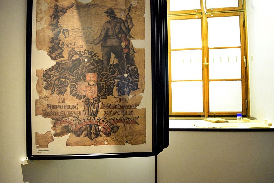 Výstava Konzervovaná minulost představuje pečlivou práci konzervátorů Muzea hlavního města Prahy