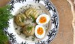 Smetanová koprová omáčka s bramborem a vejci je klasikou české kuchyně