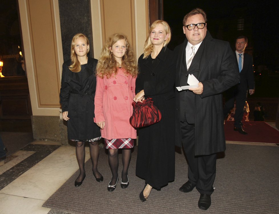 Kopta s manželkou Simonou a dcerami Fančou a Janou. Manželka Simona Vrbická je také herečka (hraje v seriálu Doktoři z Počátků) a dabérka (dovrní hlas Nicole Kidman).