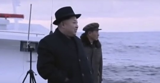 Kim Čong-un údajně sledujte test nové střely