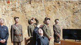 Zkouška balistické rakety v Severní Koreji