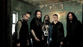 Americká nu-metalová skupina Korn