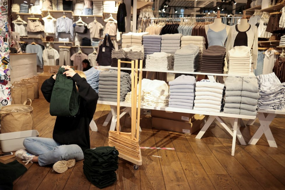 Británie se připravuje na otevření obchodů a restaurací Británie se připravuje na otevření obchodů a restaurací