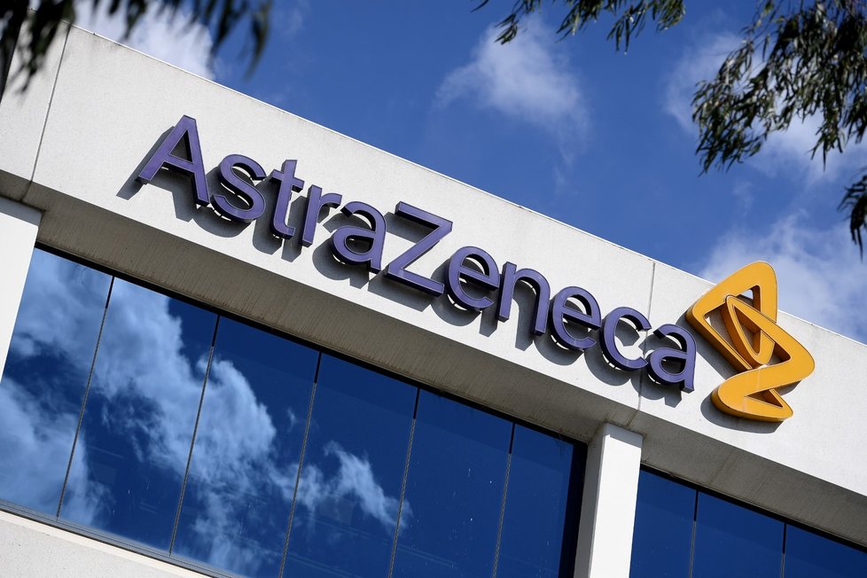 AstraZeneca, firma, která vyvíjí vakcínu proti covidu-19.