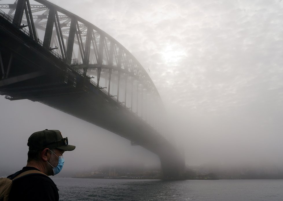 Koronavirus v Austrálii: Liduprázdné ulice velkoměsta Sydney (1. 07. 2021)