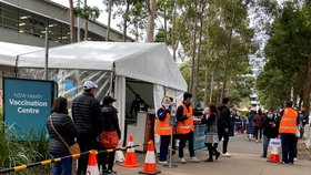 Epidemiolog: Čeká nás masivní změna životního stylu. Uzávěry komplikují Australanům život