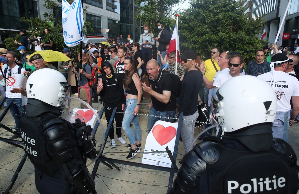 Koronavirus v Belgii: Demonstrace v Bruselu porušovala opatření, které omezuje masové shromažďování osob, (29.05.2021).