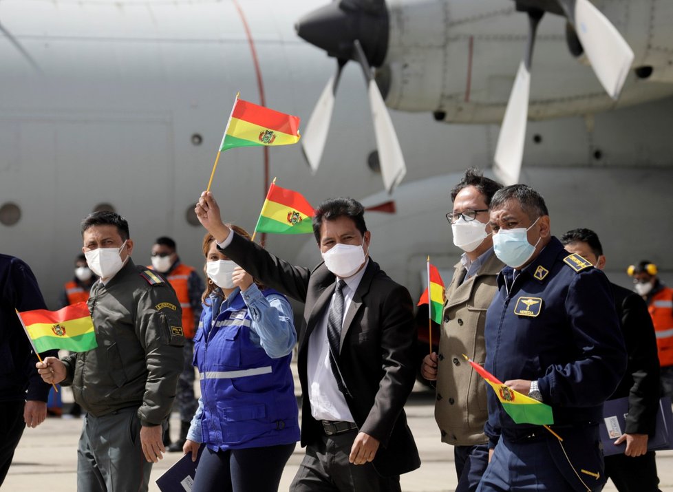 Koronavirus v Bolívii: Na letiště dorazila čínská vakcína  Sinopharm (24.2.2021)