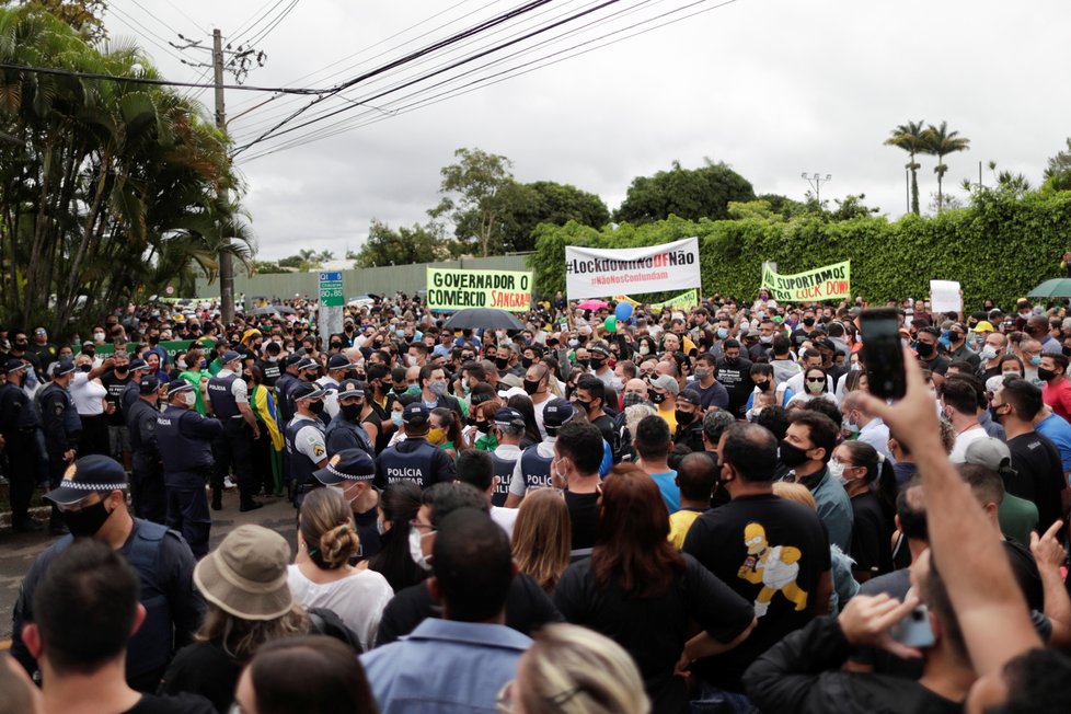 Koronavirus v Brazílii: Protest podnikatelů proti opatřením spojeným s nákazou