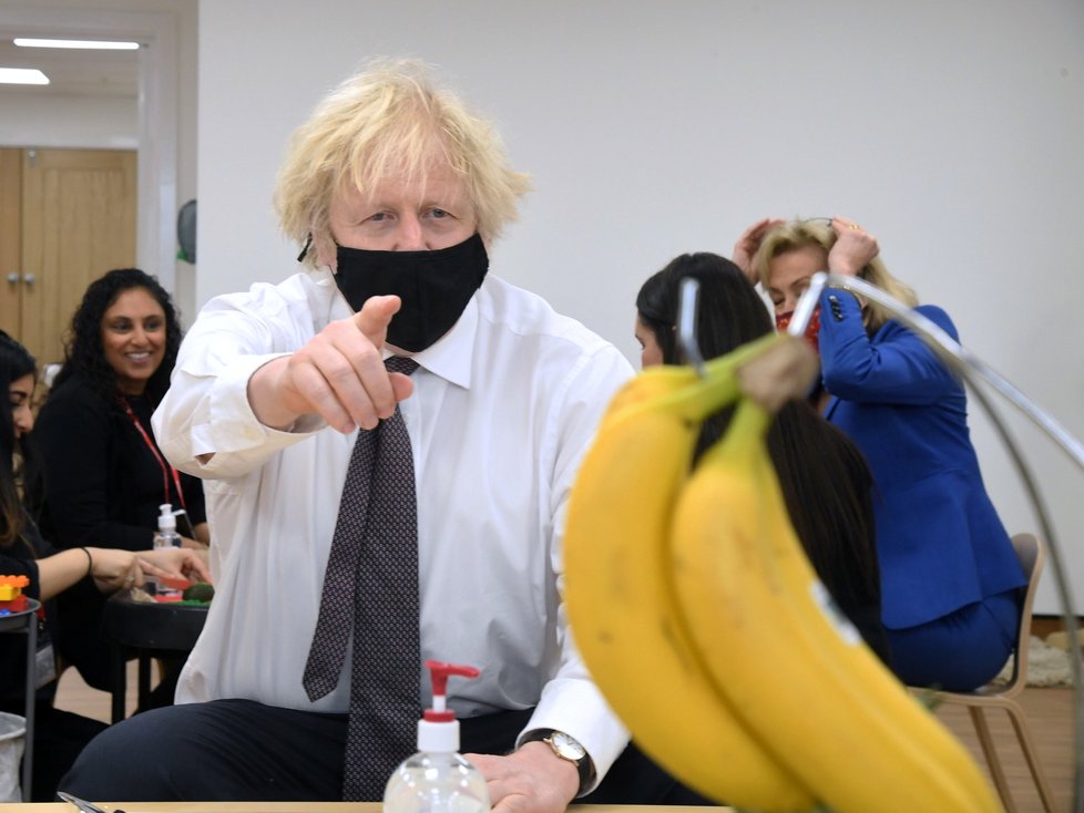 Britský premiér Boris Johnson během pandemie koronaviru.