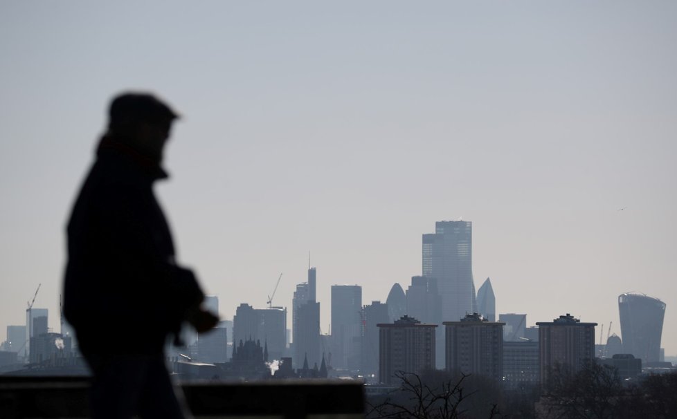 Koronavirus zasáhl hlavní město Británie Londýn (22. 3. 2020)