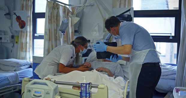 Zázrak medicíny: Pacientka (35) s koronavirem přežila rekordních 58 dní na ventilátoru