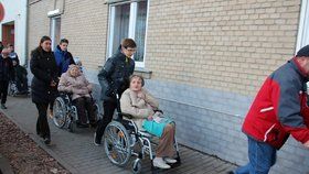 Domov pro seniory ve Vranovicích se stará o 76 dědečků a babiček. Nejmladšímu je 56 let, nejstarší pak 98 let.