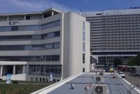 Nemocnice u sv. Anny v Brně: Budou více testovat na koronavirus kvůli dovolenkářům
