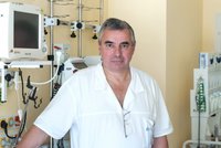 Ředitel FN Brno Štěrba odchází kvůli Ukrajině: Manažerů je hromada, onkologů jako šafránu